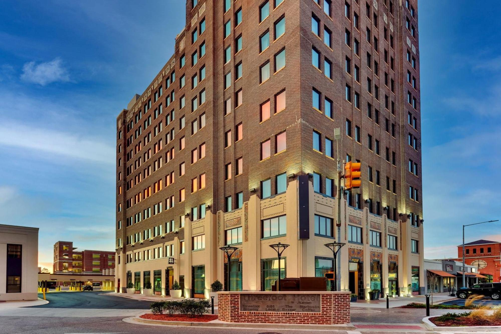 The Threefoot Hotel, Meridian, A Tribute Portfolio Hotel Exterior photo