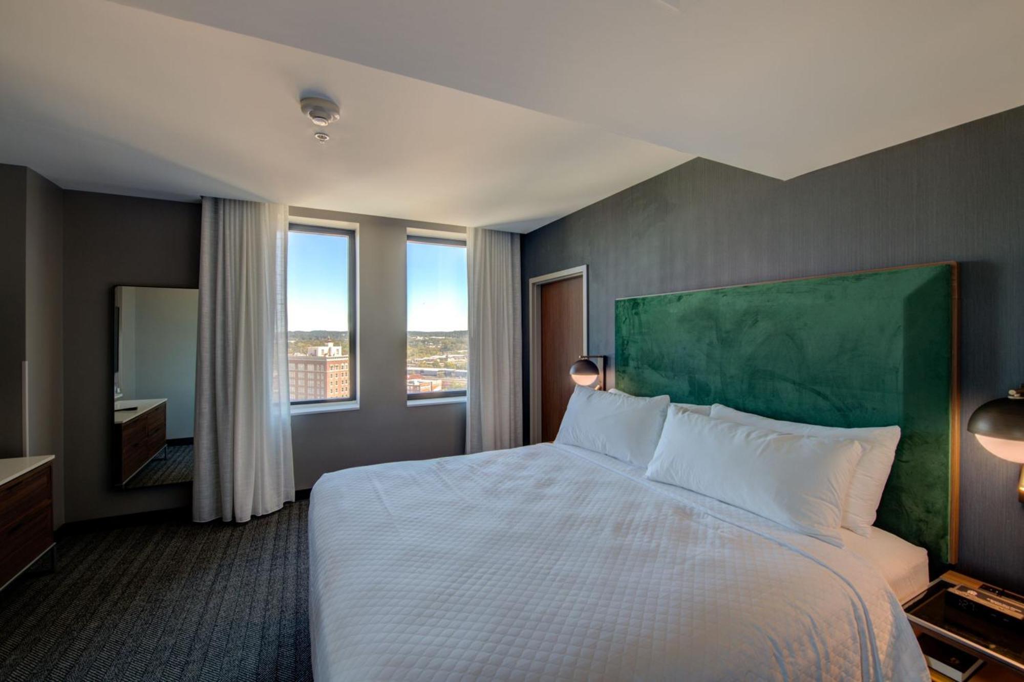 The Threefoot Hotel, Meridian, A Tribute Portfolio Hotel Exterior photo