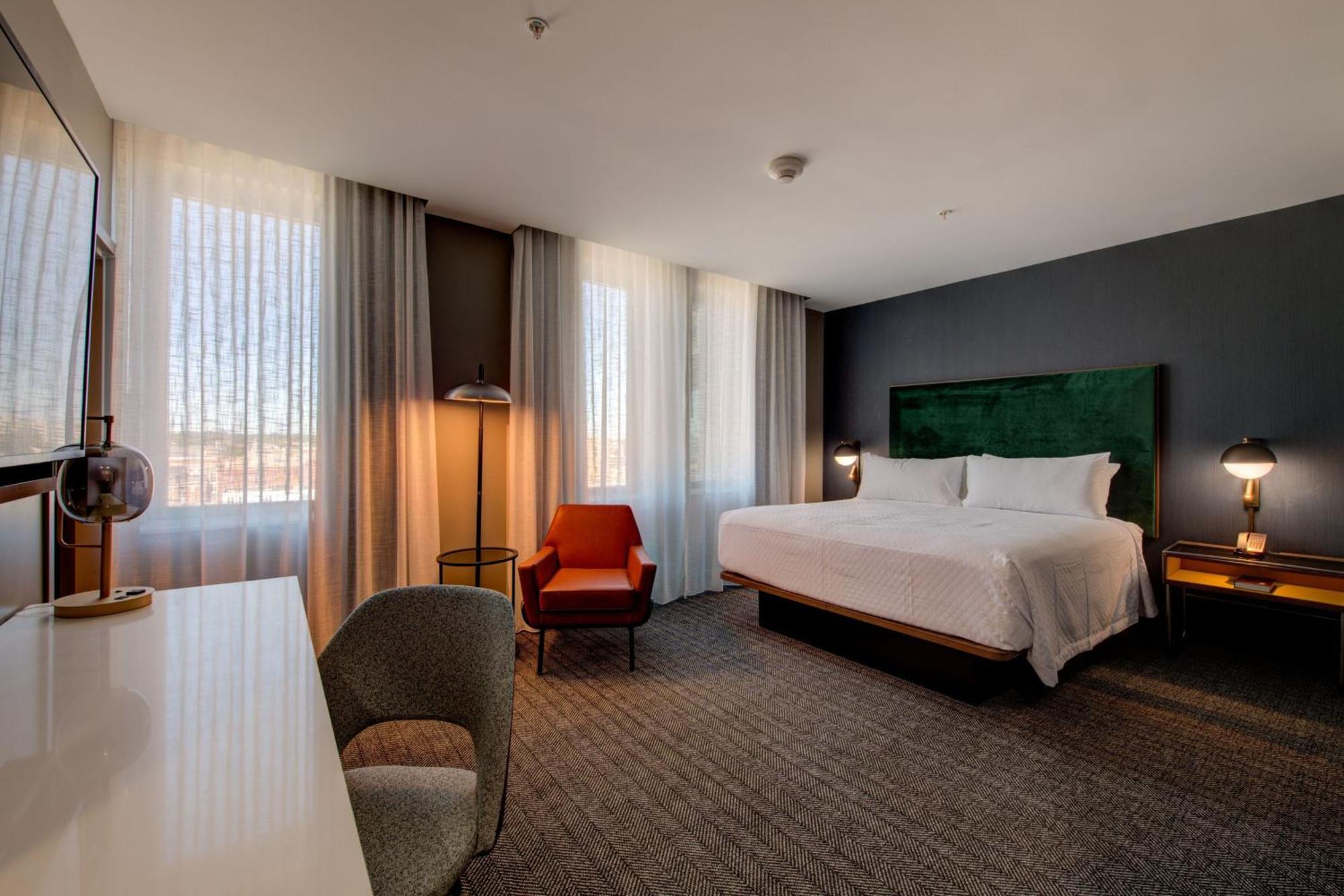 The Threefoot Hotel, Meridian, A Tribute Portfolio Hotel Exterior photo
